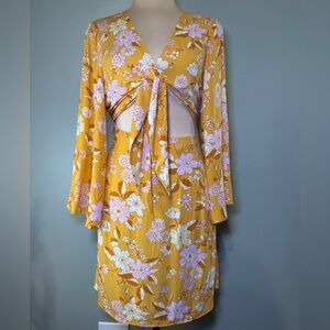 Cupshe Keira Yellow Floral Bunny Tie Bell Sleeve Cut Out Mini Dress Cover Up Med